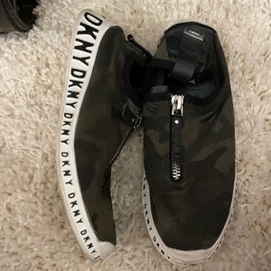 Dkny sneaker